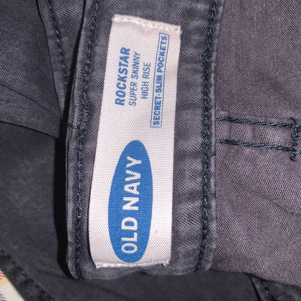 Old Navy Rockstar Super Skinny High Rise Jeans